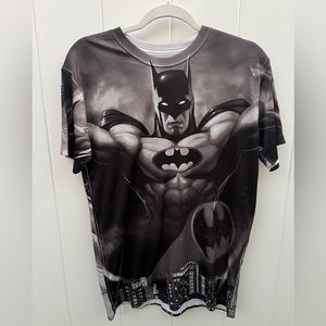 Batman T-shirt size medium